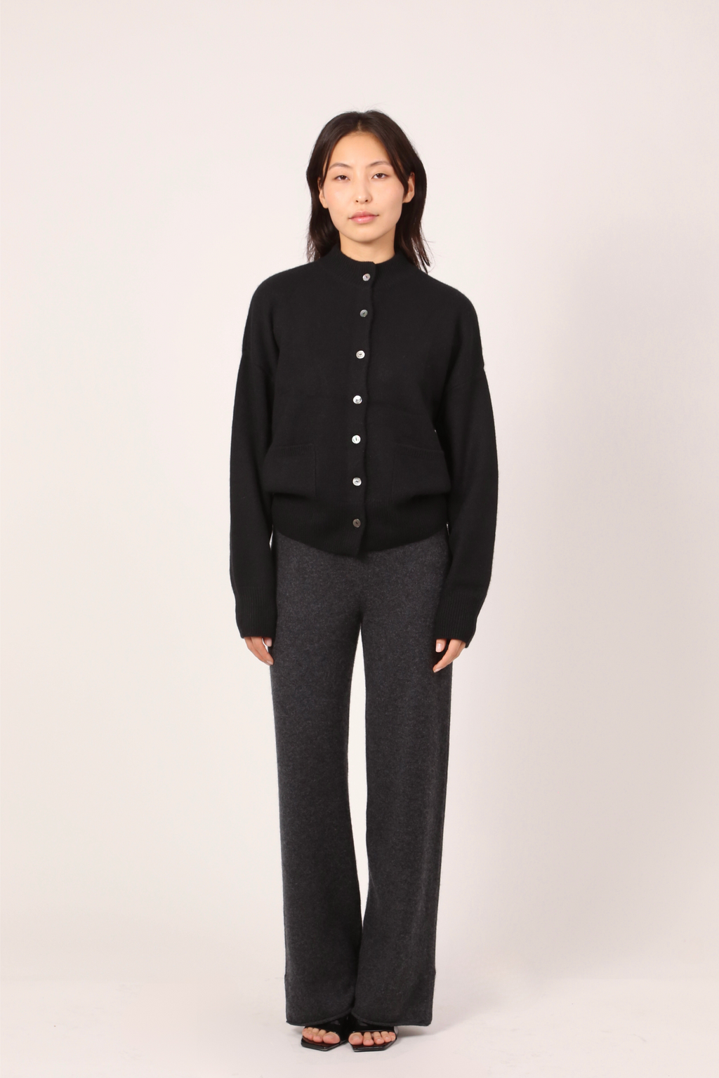 everyday cardi in black