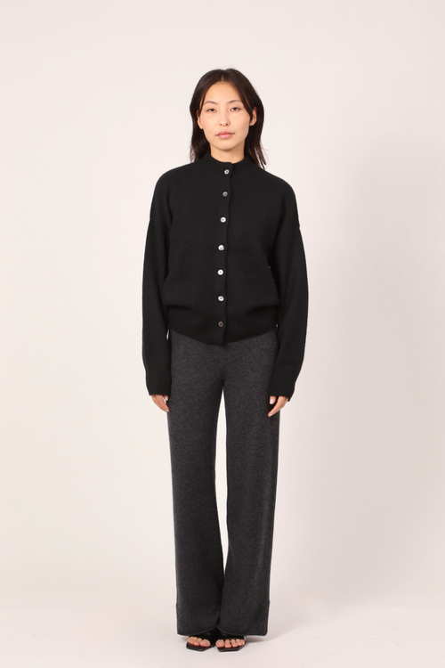 everyday cardi in black