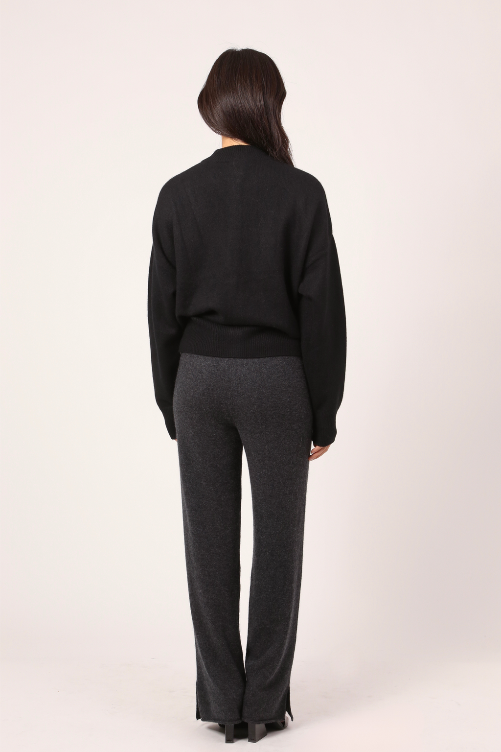 everyday cardi in black