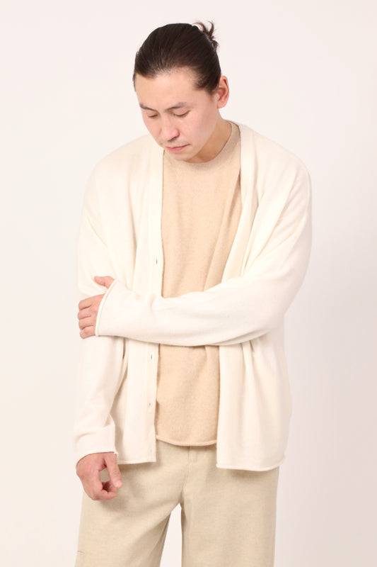 V-NECK CARDI IN CREAM