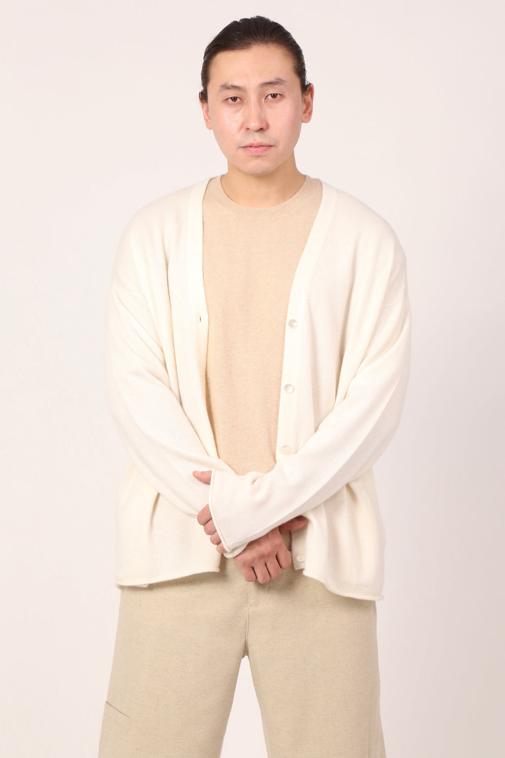 v-neck cardi in cream