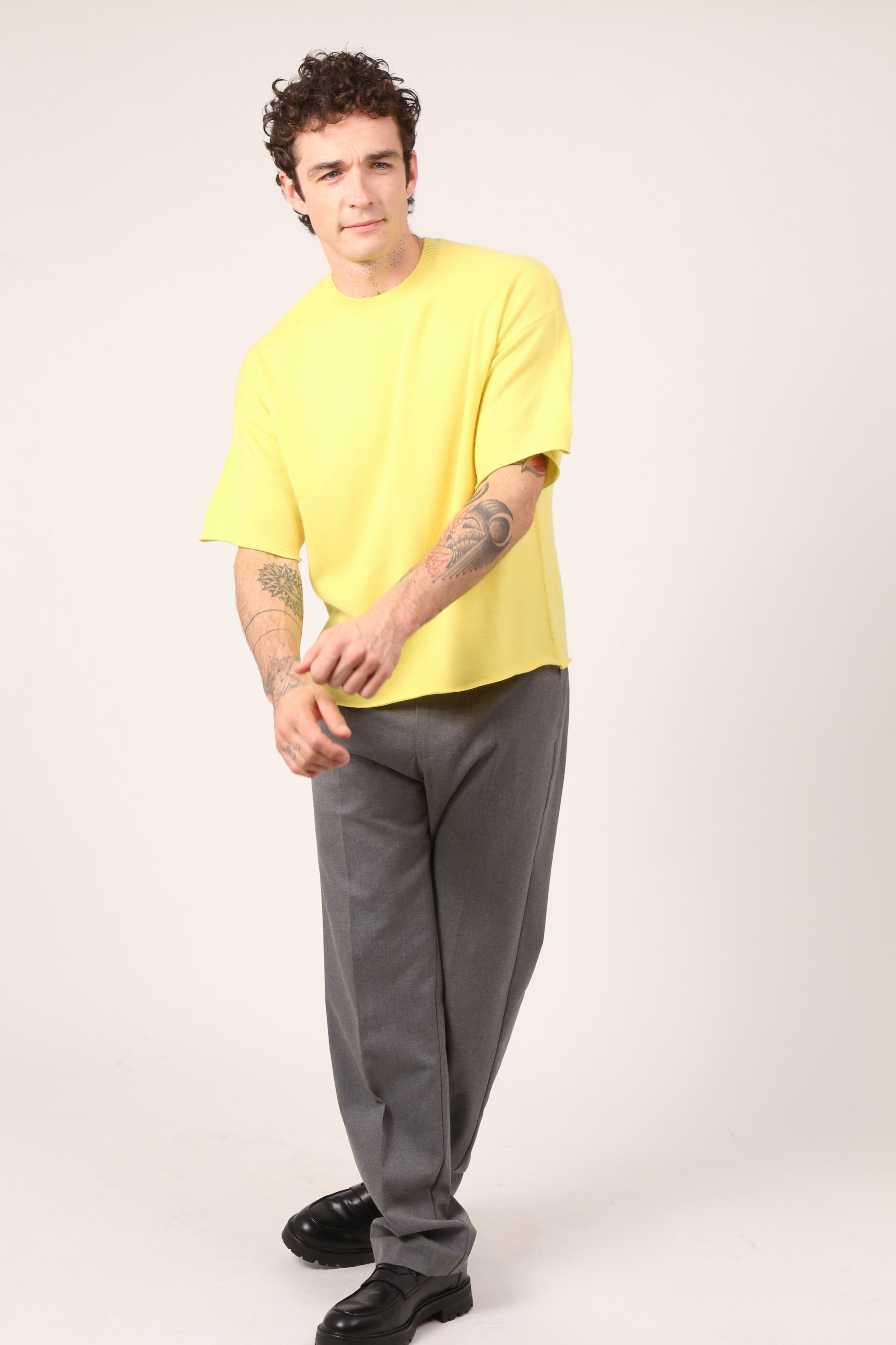 big tee in sunflower