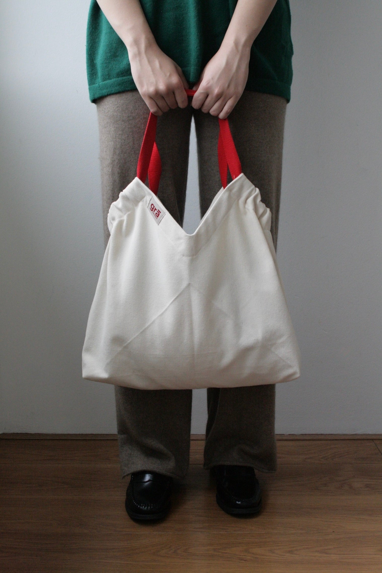 handmade grá tote bag