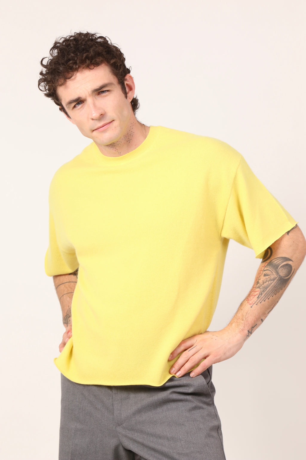 big tee in sunflower