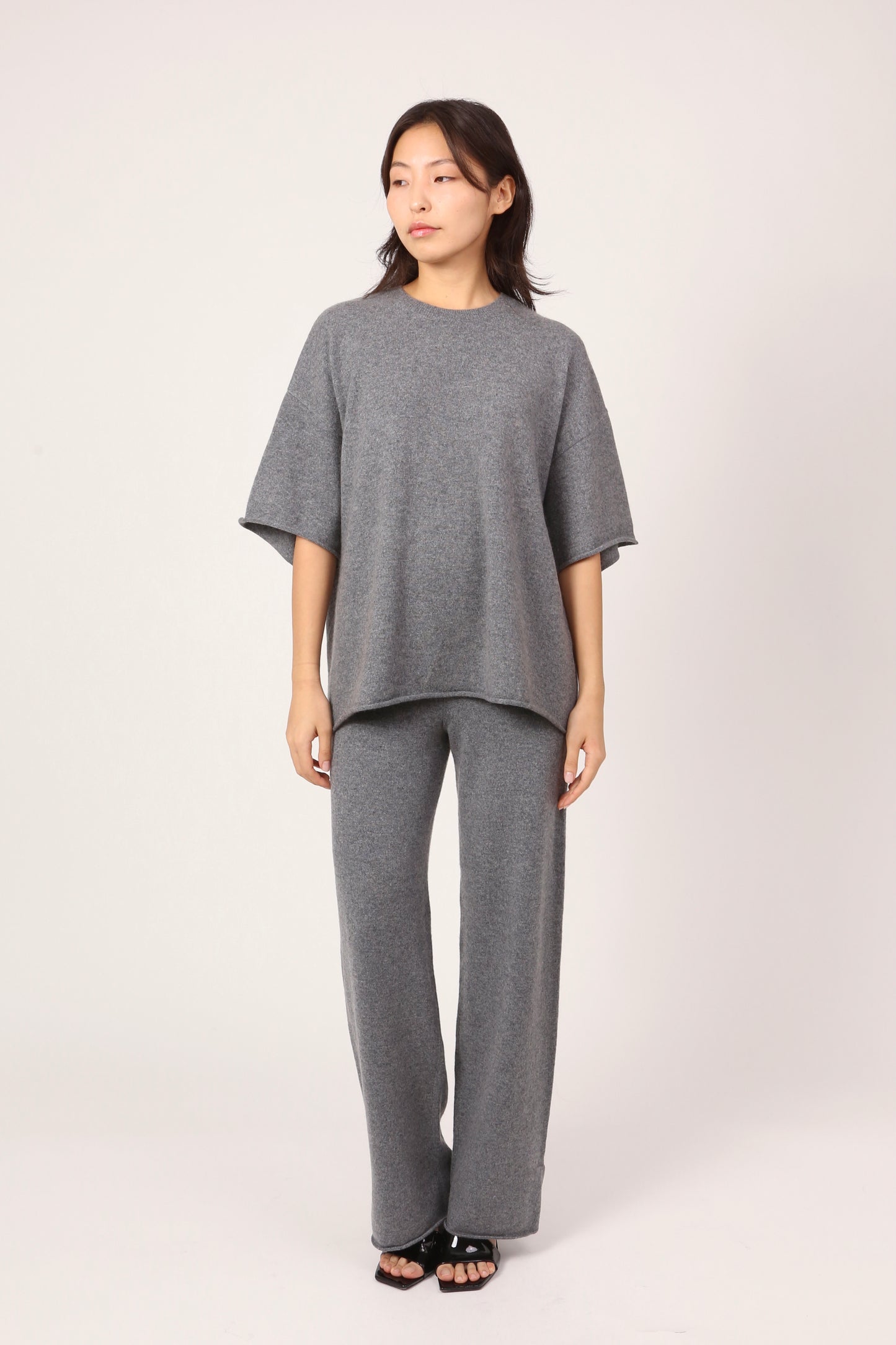 EVERYDAY TROUSERS IN HEATHER GREY