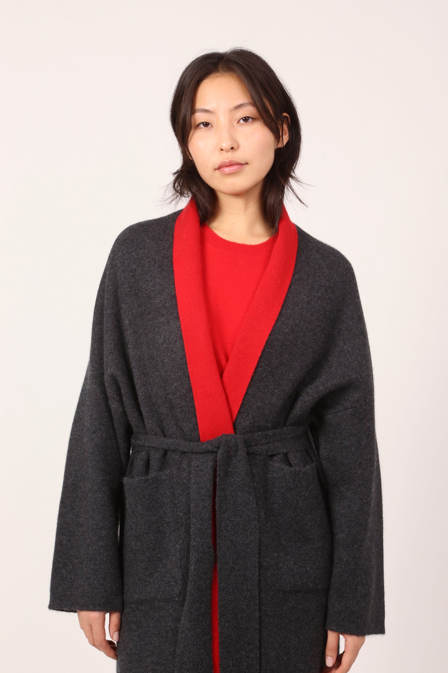 TWO-COLOUR COAT DARK GREY & RED