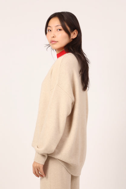 TURTLENECK JUMPER IN RED & BEIGE