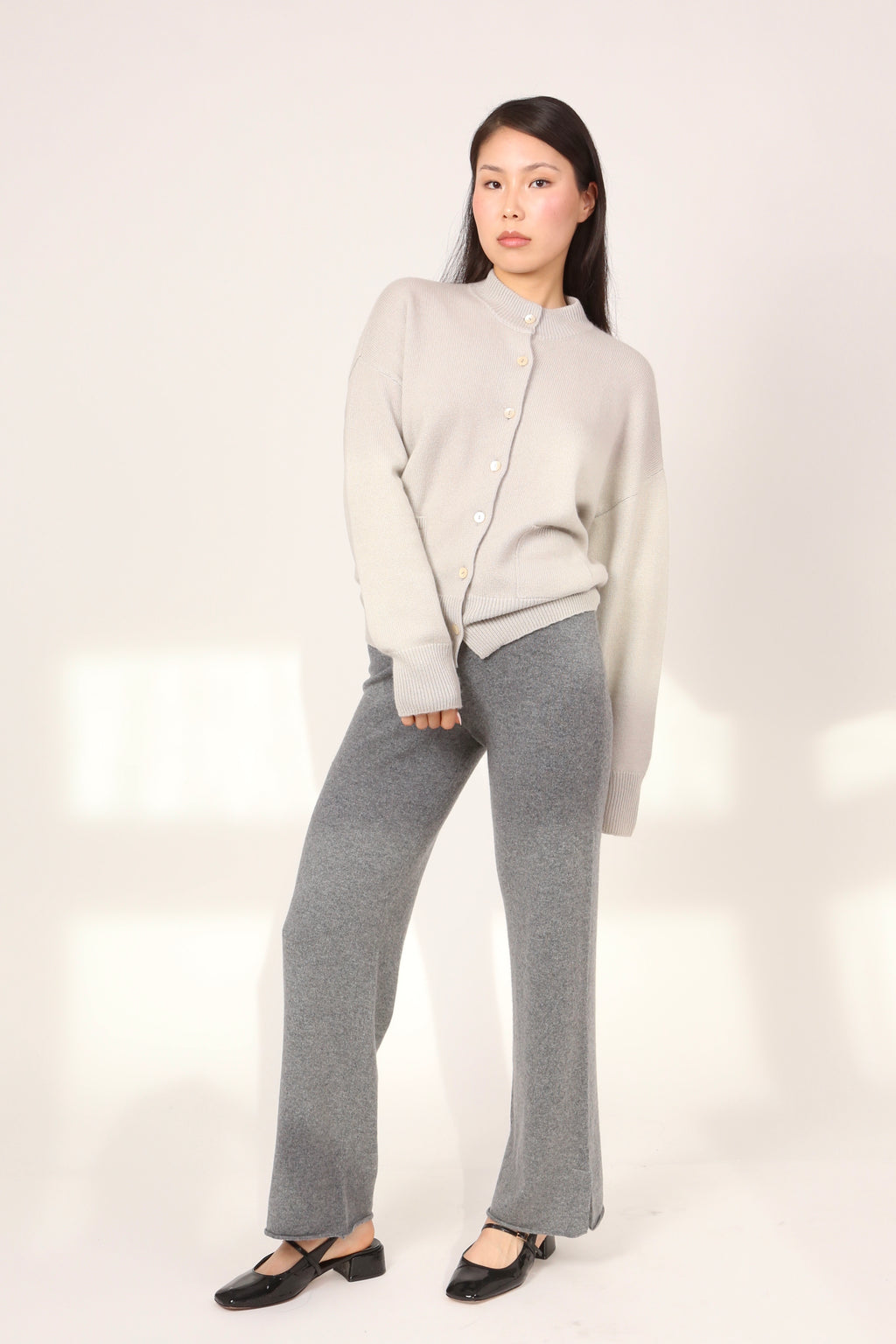 everyday cardi in clay grey