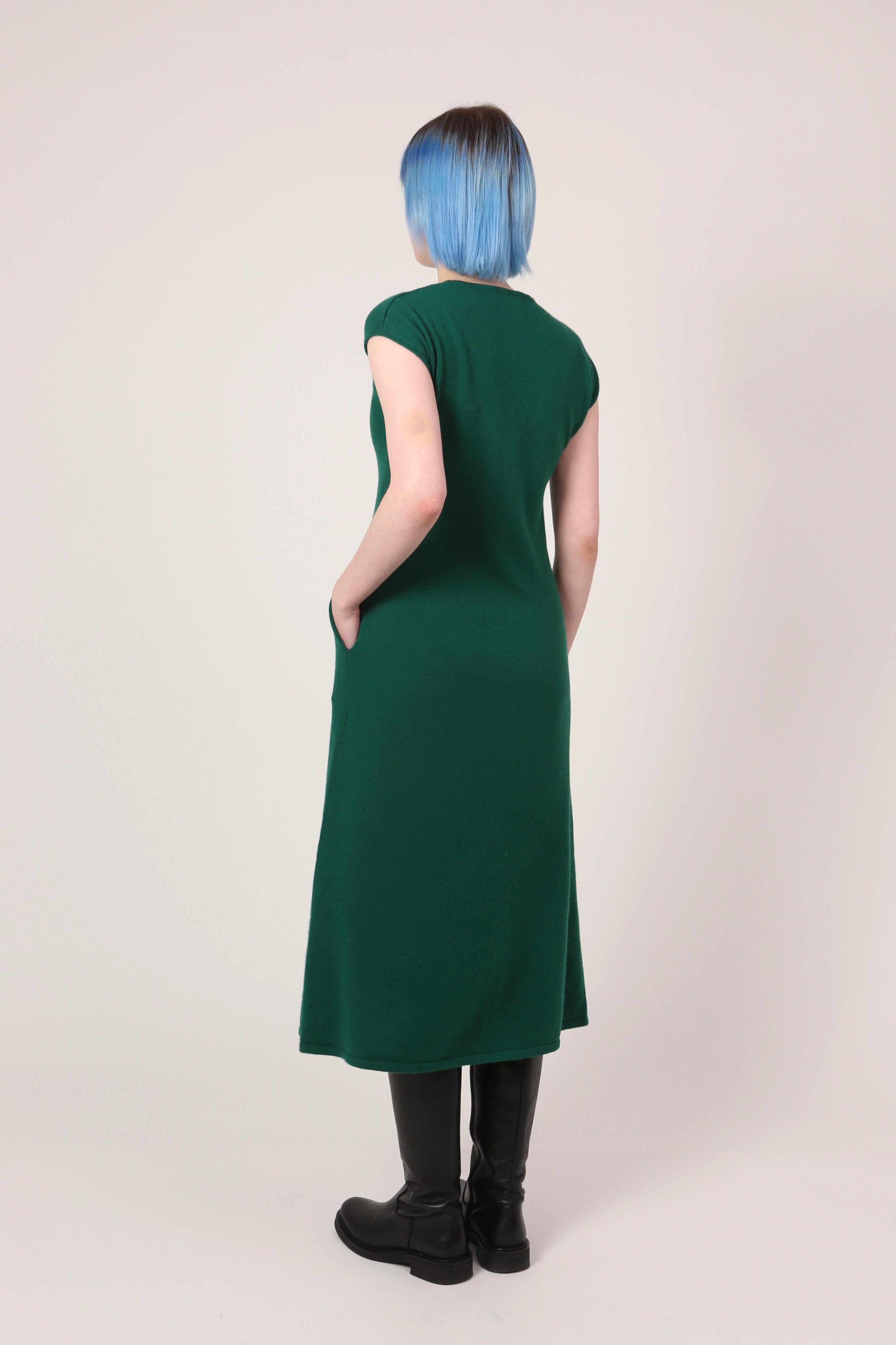 Dress in Forest Green Gr Cashmere Dress in Forest Green Gr Cashmere