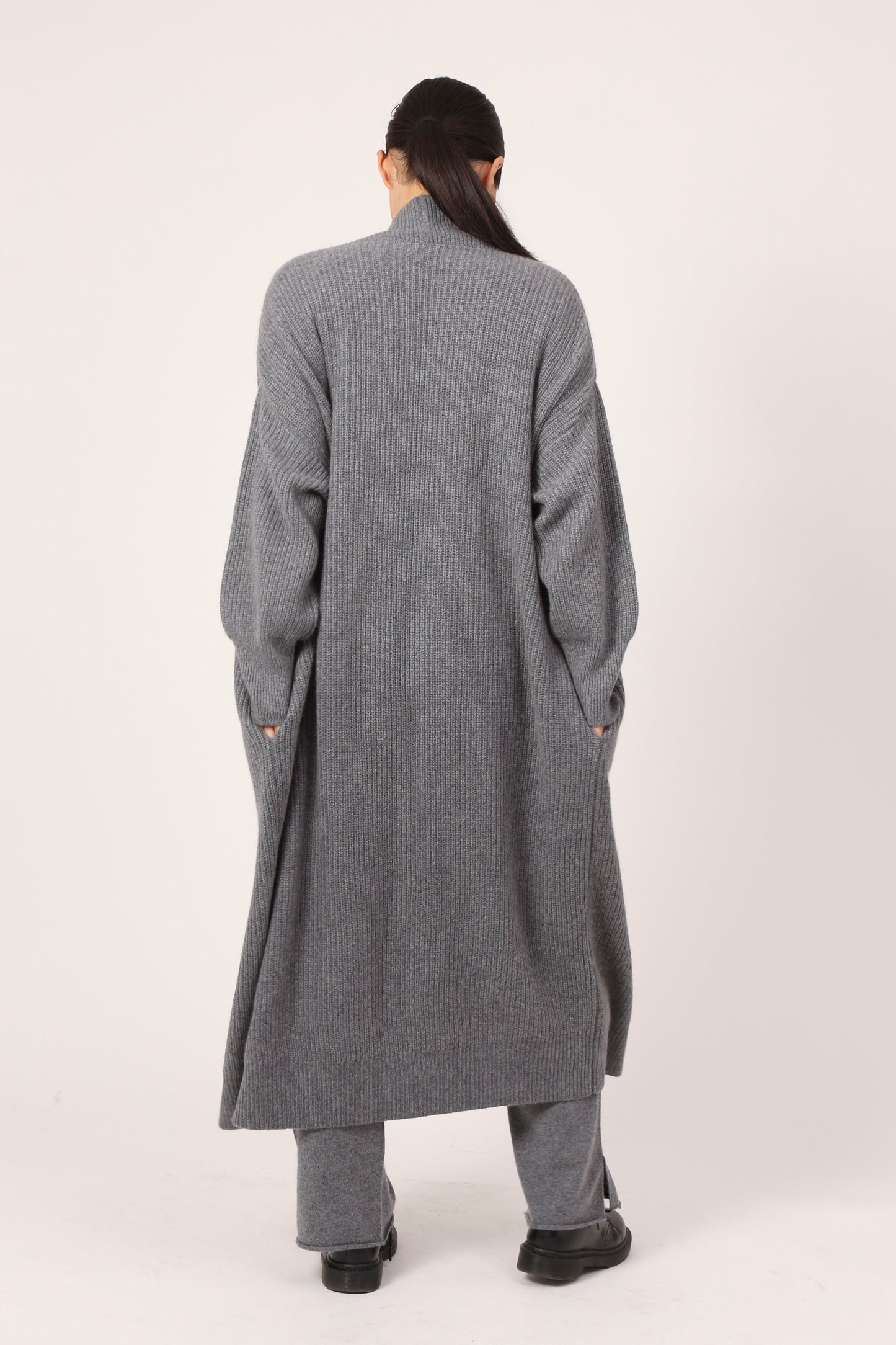 RIBBED COAT IN HEATHER GREY