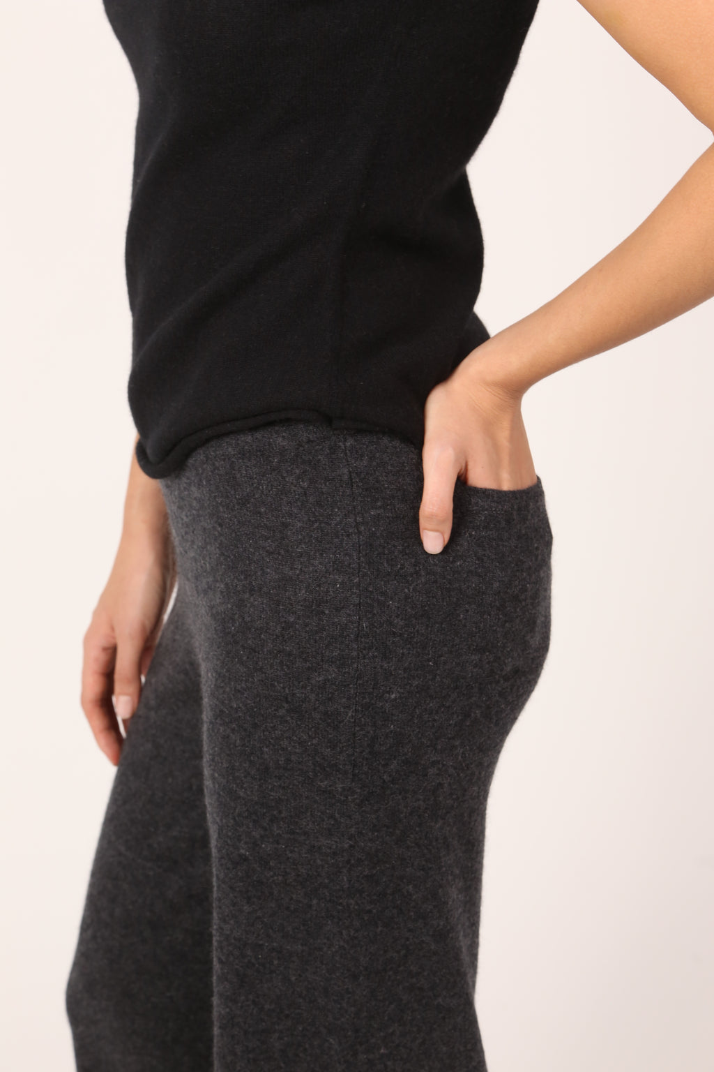 everyday trousers in dark grey